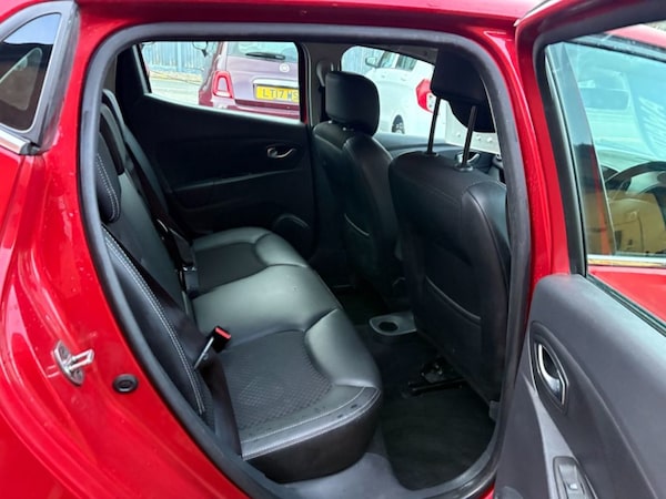 Used Renault Clio 2018 for sale - 73737855: Photo 9
