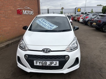 Used Hyundai i10 2018 for sale - 75661746: Photo