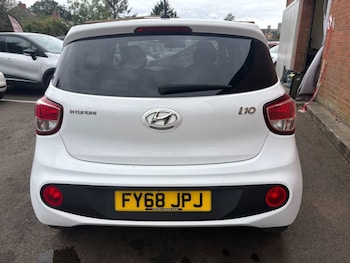 Used Hyundai i10 2018 for sale - 75661746: Photo