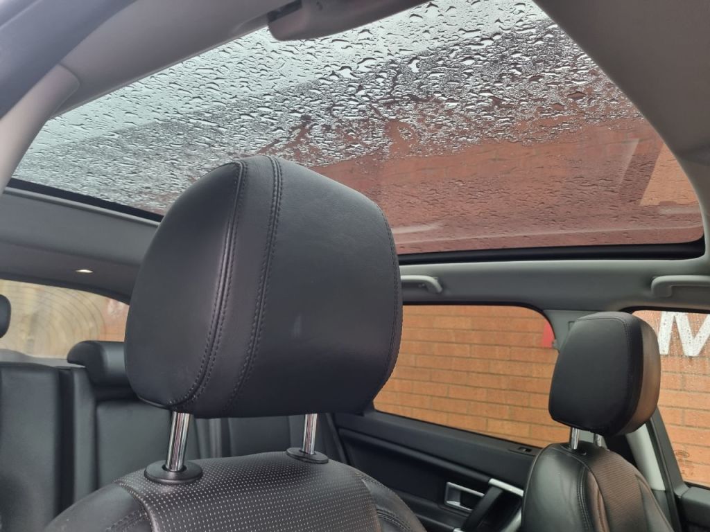 Used Land Rover Discovery Sport 2016 for sale - 77368122: Photo 6