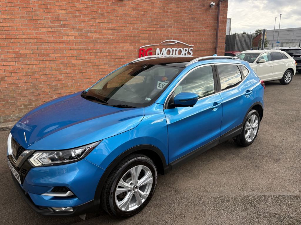 Used Nissan Qashqai 2017 for sale - 76025996: Photo 1