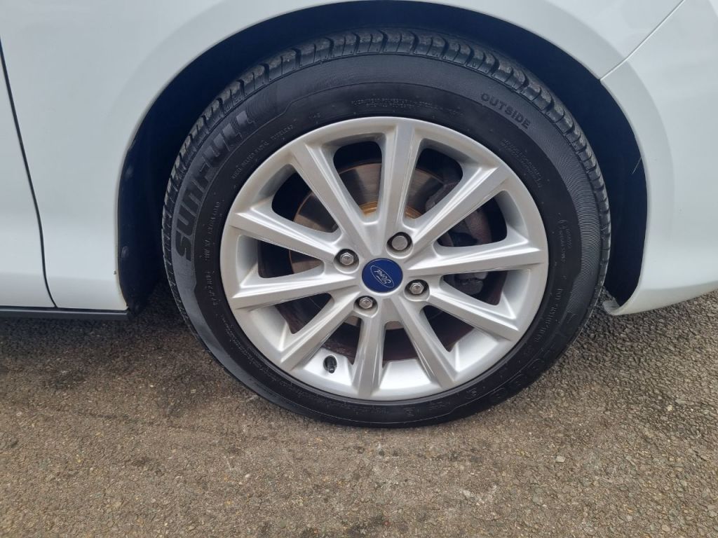 Used Ford B-MAX 2015 for sale - 77802524: Photo 19