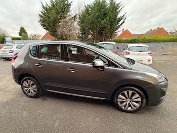 Used Peugeot 2008 2016 for sale - 76616916: Photo
