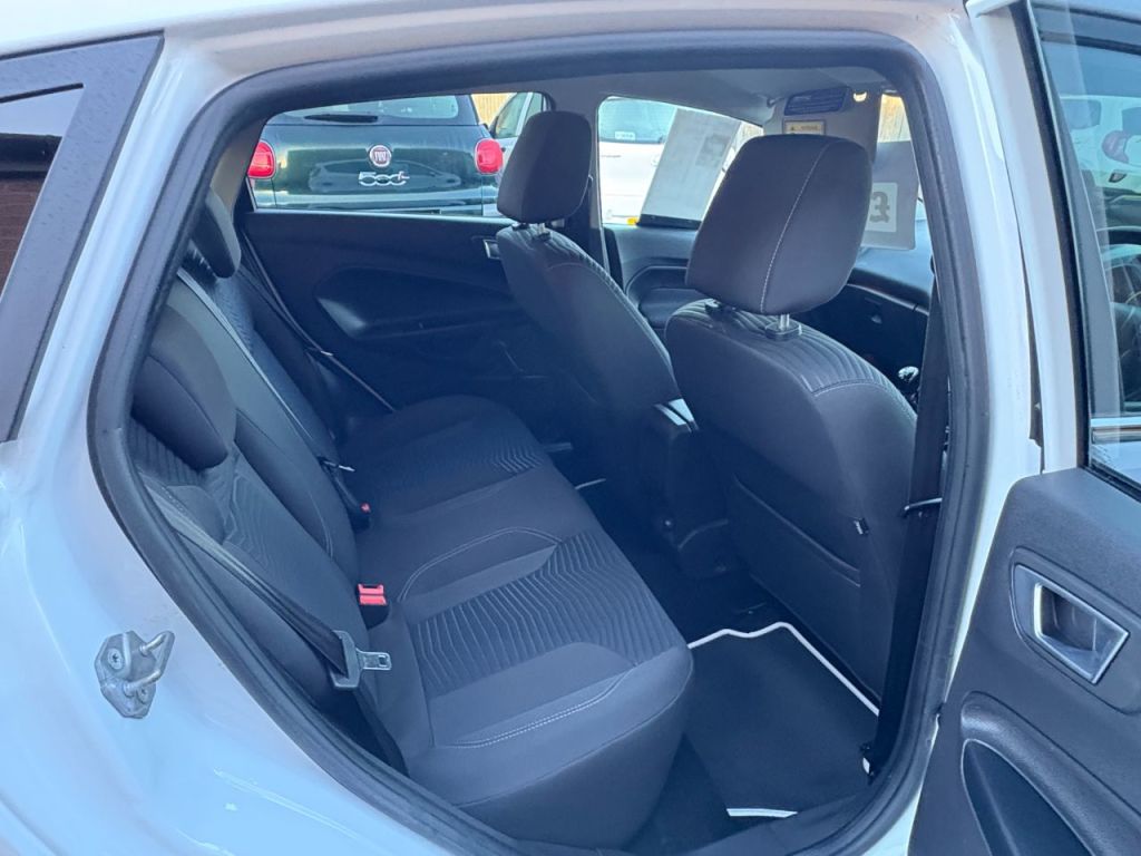 Used Ford Fiesta 2015 for sale - 76611482: Photo 8