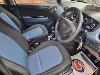 Used Hyundai i10 2014 for sale - 77421375: Photo