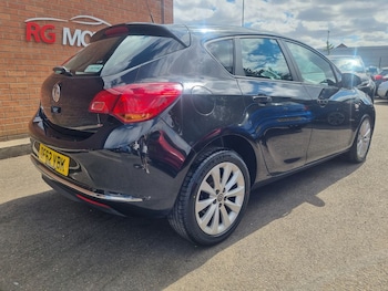 Used Vauxhall Astra 2013 for sale - 79312961: Photo