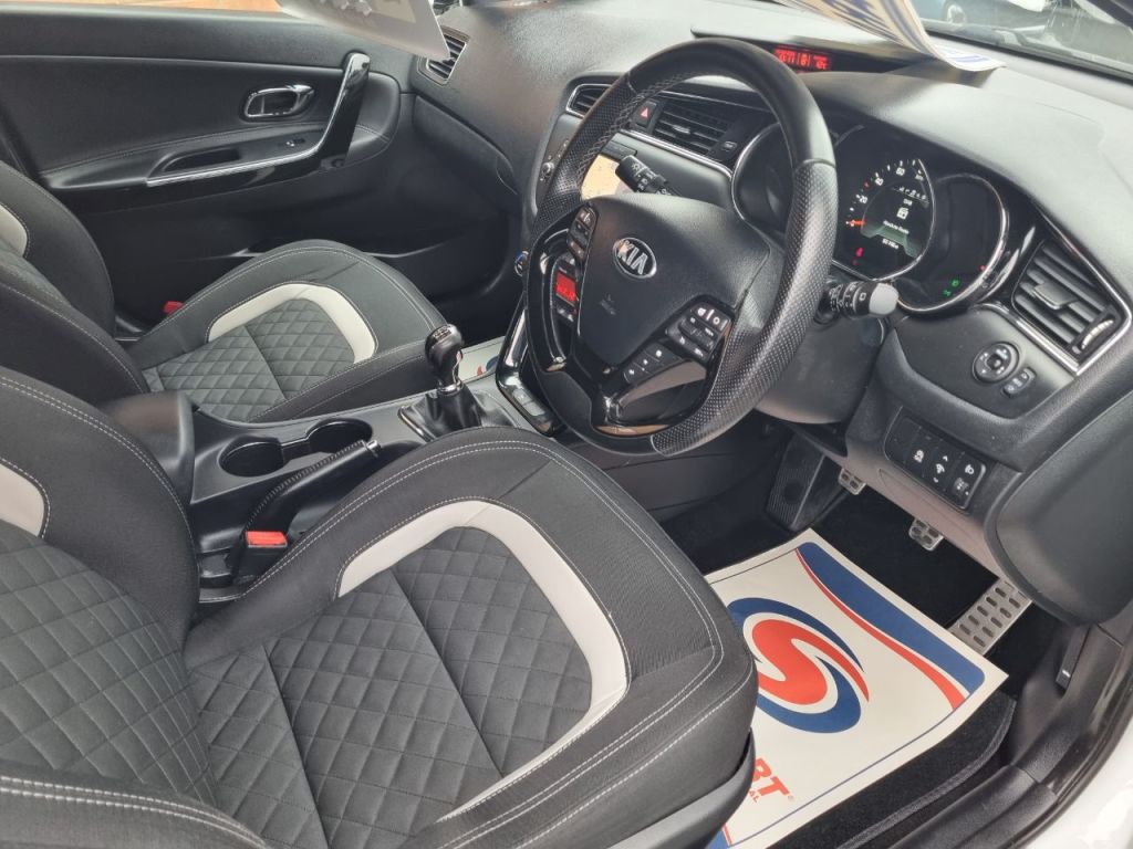 Used Kia Ceed 2016 for sale - 77679884: Photo 2