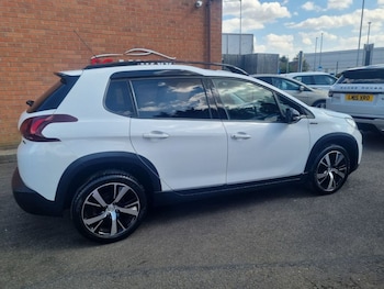 Used Peugeot 2008 2017 for sale - 79103019: Photo