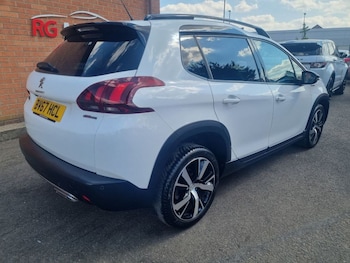 Used Peugeot 2008 2017 for sale - 79103019: Photo