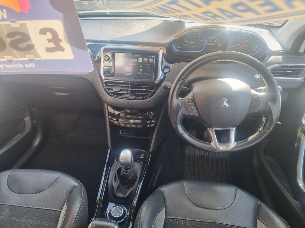 Used Peugeot 2008 2017 for sale - 78029691: Photo 2