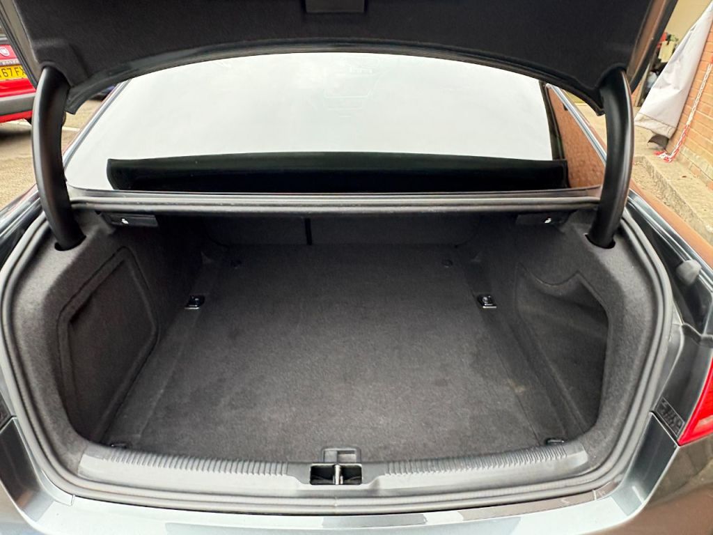 Used Audi A5 2014 for sale - 76156978: Photo 10