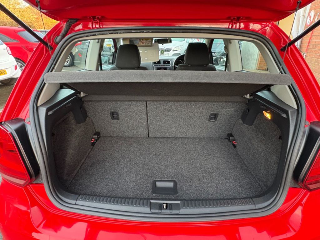 Used Volkswagen Polo 2016 for sale - 76697957: Photo 10