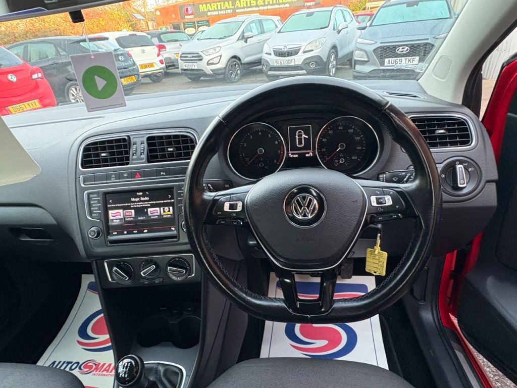 Used Volkswagen Polo 2016 for sale - 76697957: Photo 8