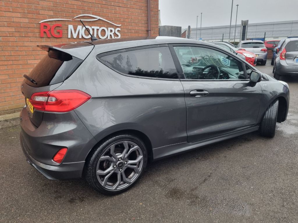 Used Ford Fiesta 2019 for sale - 77506560: Photo 2
