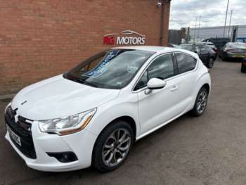 2015 - 1.2 PureTech DStyle Nav White 5dr Hatch