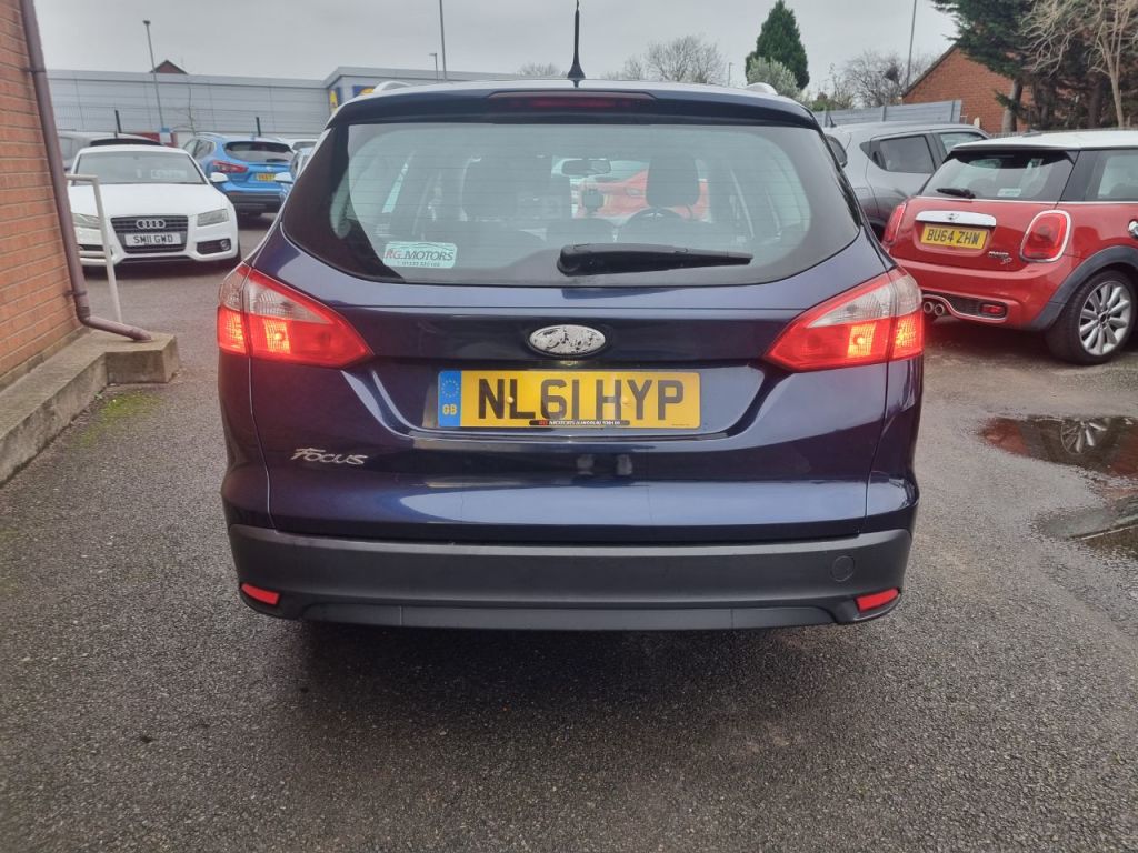 Used Ford Focus 2011 for sale - 77037614: Photo 4