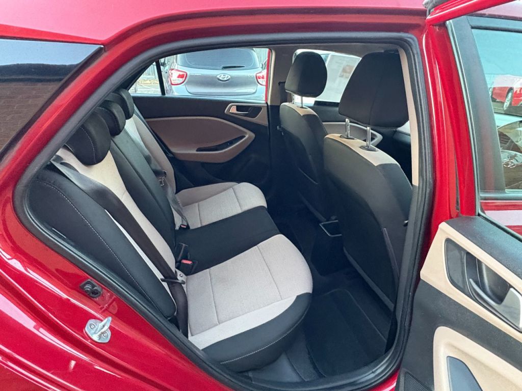 Used Hyundai i20 2015 for sale - 76961753: Photo 10