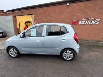 Used Hyundai i10 2013 for sale - 76697987: Photo