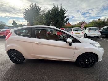 Used Ford Fiesta 2012 for sale - 75797928: Photo