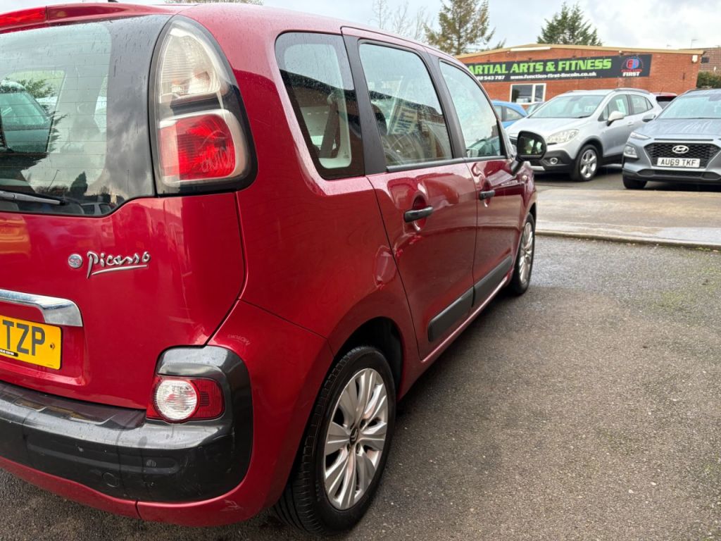 Used Citroen C3 Picasso 2012 for sale - 76641960: Photo 6