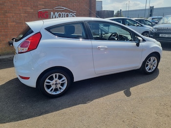 Used Ford Fiesta 2014 for sale - 79357945: Photo