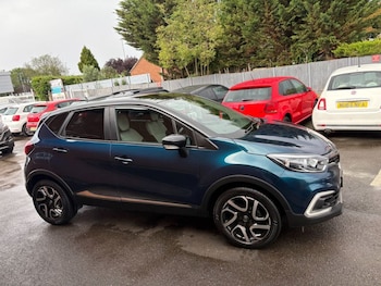 Used Renault Captur 2019 for sale - 75789704: Photo
