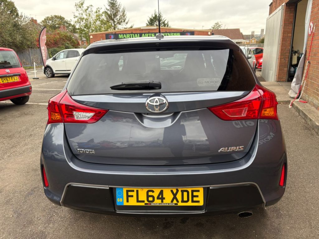 Used Toyota Auris 2014 for sale - 76192934: Photo 6