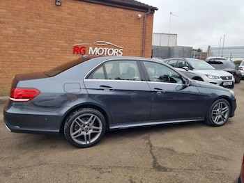 Used Mercedes-Benz E Class 2014 for sale - 77620817: Photo