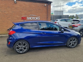 Used Ford Fiesta 2017 for sale - 78597289: Photo