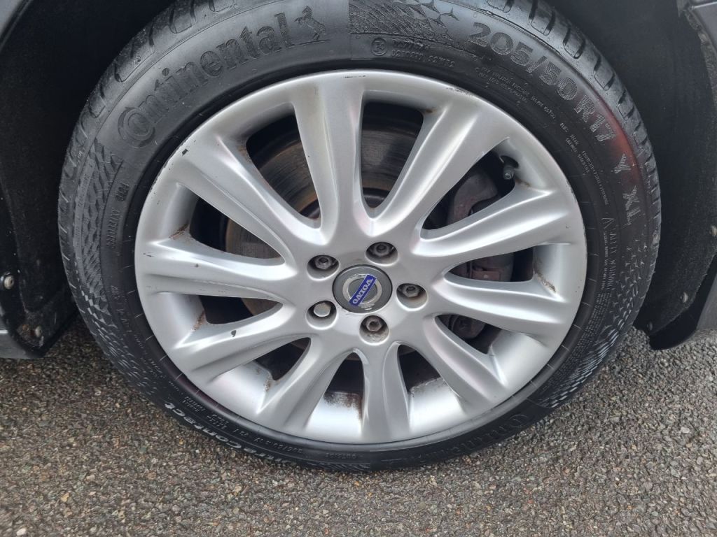 Used Volvo V40 2013 for sale - 77179853: Photo 14