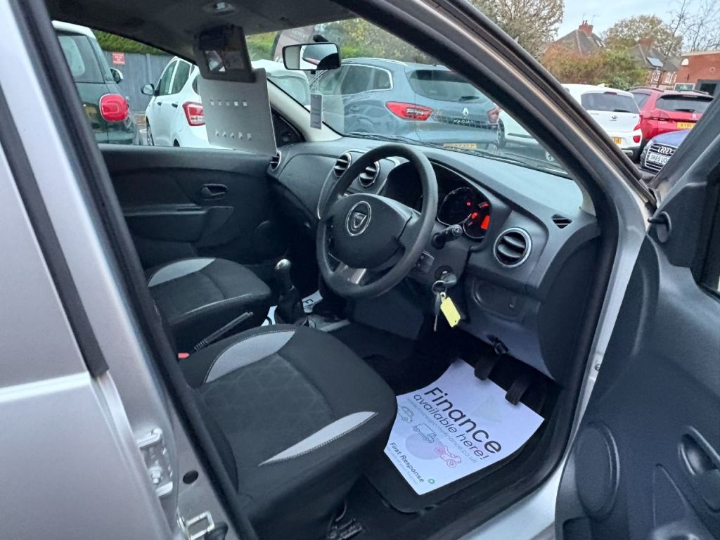 Used Dacia Sandero Stepway 2014 for sale - 76395505: Photo 7
