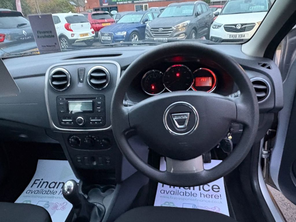 Used Dacia Sandero Stepway 2014 for sale - 76395505: Photo 8