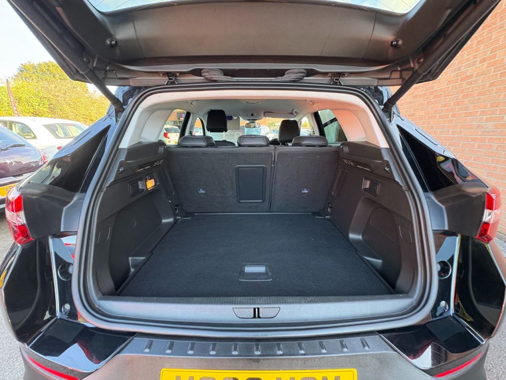 Used Vauxhall Grandland X 2018 for sale - 75982140: Photo 10