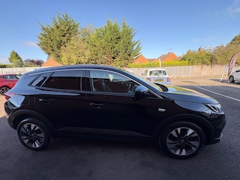 Used Vauxhall Grandland X 2018 for sale - 75982140: Photo 4