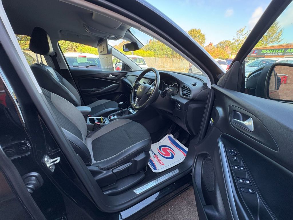 Used Vauxhall Grandland X 2018 for sale - 75982140: Photo 7