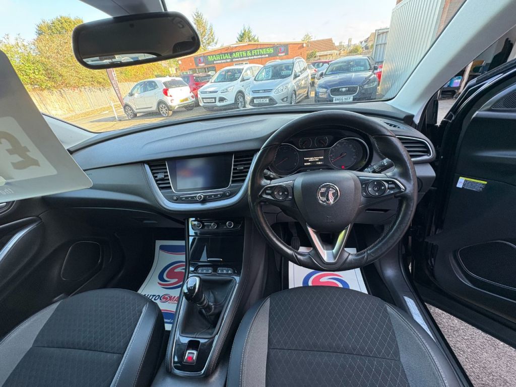 Used Vauxhall Grandland X 2018 for sale - 75982140: Photo 8