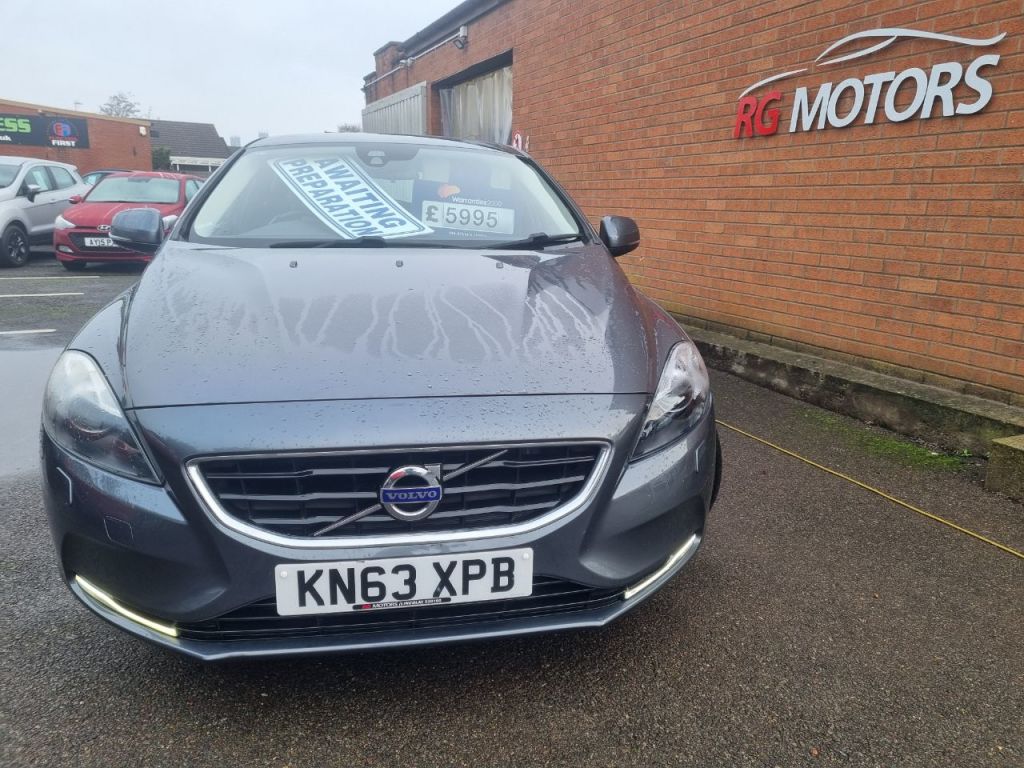 Used Volvo V40 2013 for sale - 77023225: Photo 10