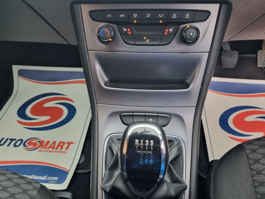 Used Vauxhall Astra 2016 for sale - 77541828: Photo 6