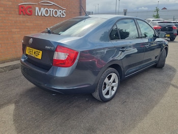 Used Skoda Rapid 2015 for sale - 79384363: Photo