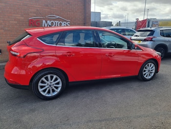 Used Ford Focus 2015 for sale - 79369811: Photo