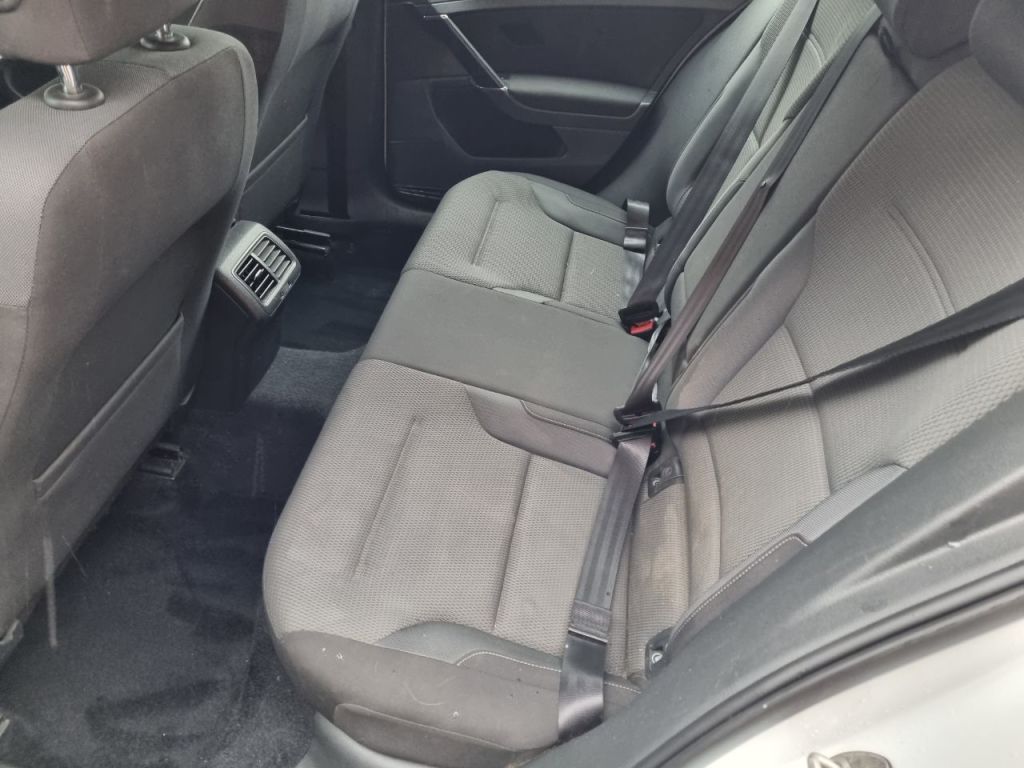 Used Volkswagen Golf 2014 for sale - 77287260: Photo 10