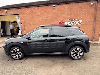 Used Citroen C4 Cactus 2017 for sale - 76287072: Photo