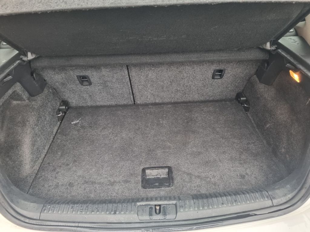 Used Volkswagen Polo 2015 for sale - 78095767: Photo 14