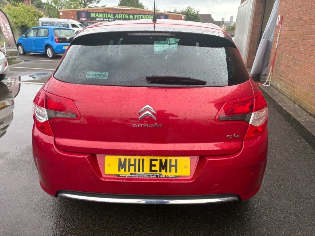 Citroen C4 2011 - 1.6 HDi VTR+ Red 5dr Hatch - Image 6