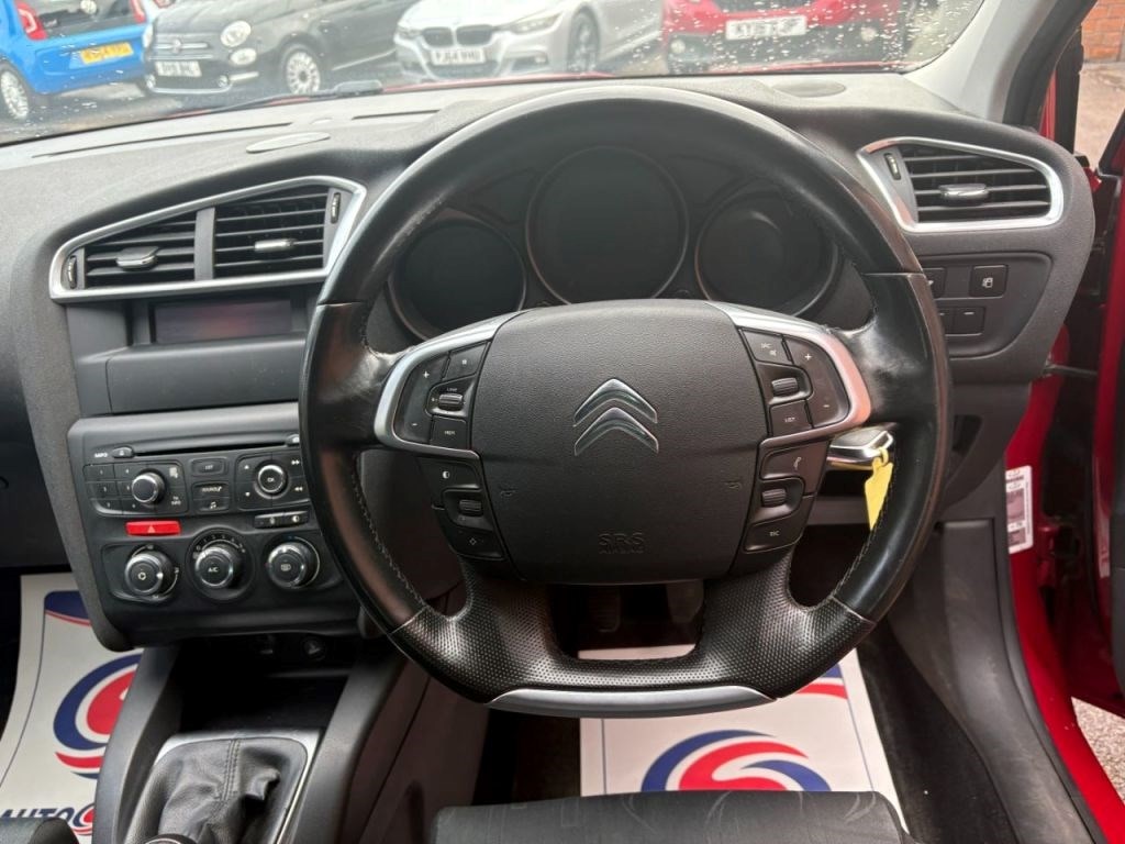 Citroen C4 2011 - 1.6 HDi VTR+ Red 5dr Hatch - Image 8