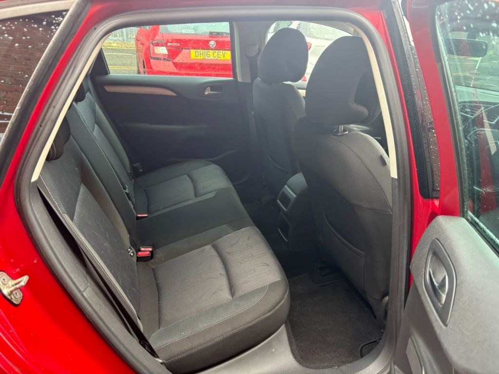 Citroen C4 2011 - 1.6 HDi VTR+ Red 5dr Hatch - Image 9