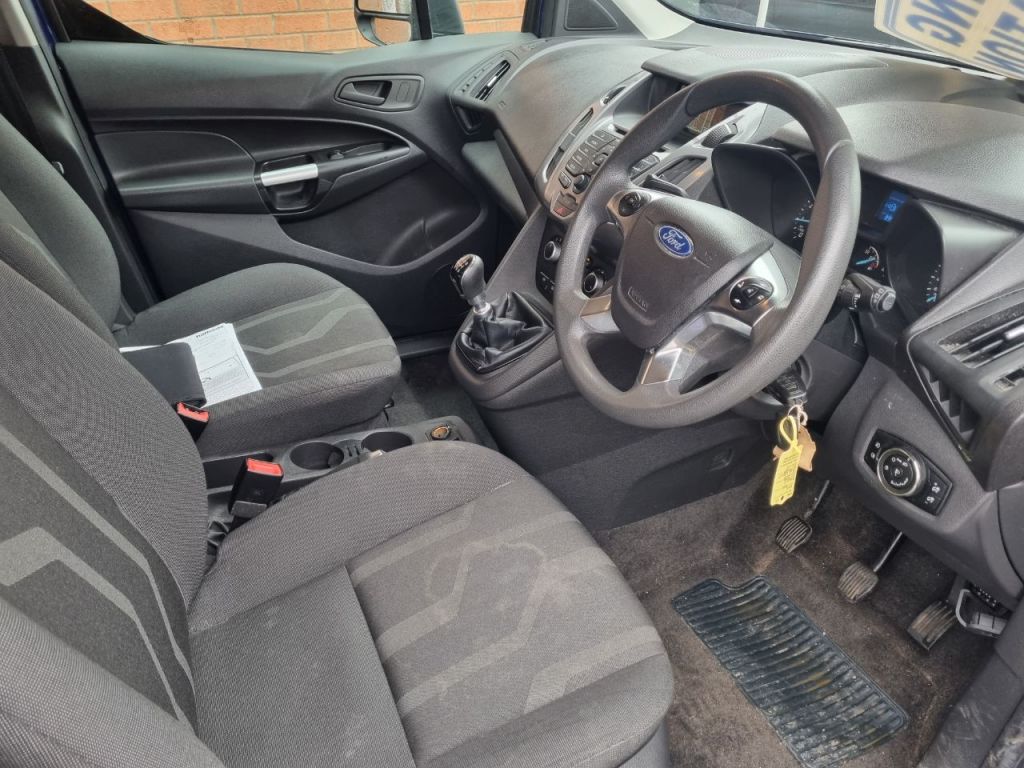 Used Ford Tourneo Connect 2015 for sale - 77431518: Photo 4