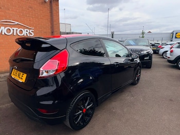 Used Ford Fiesta 2015 for sale - 79379248: Photo