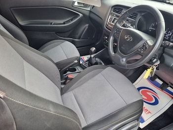 Used Hyundai i20 2016 for sale - 78631071: Photo