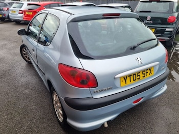 Used Peugeot 206 2005 for sale - 76961731: Photo